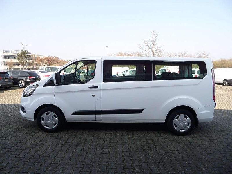 Gebraucht Ford Tourneo 131 PS (96 kW) 2019 Frostweiß Kombi
