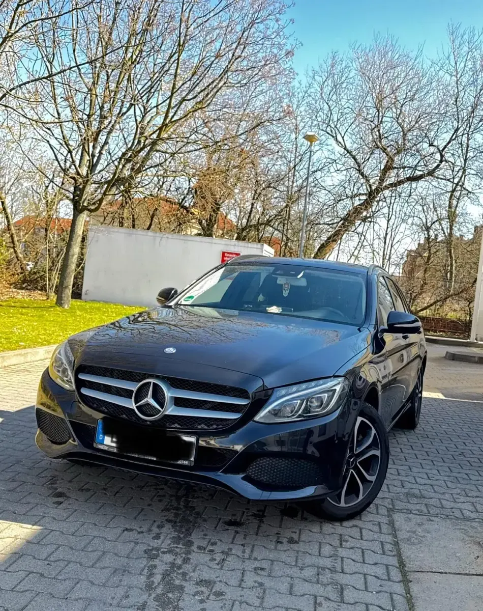 Gebraucht Mercedes C220 170 PS (125 kW) 2014 Schwarz Kombi