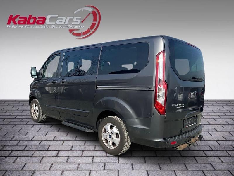 Gebraucht Ford Tourneo Titanium 170 PS (125 kW) 2017 Grau Kombi