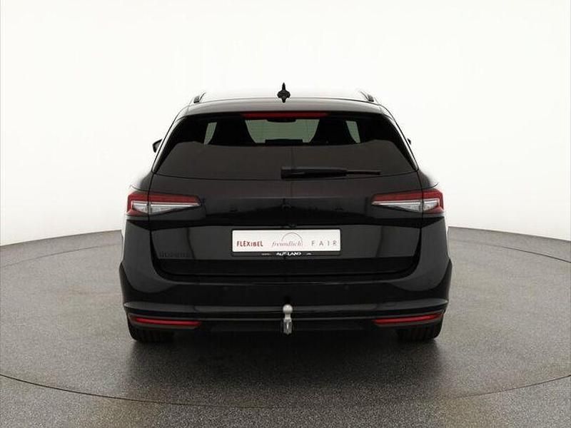 Neu Skoda Superb SportLine 204 PS (150 kW) 2025 Schwarz Kombi