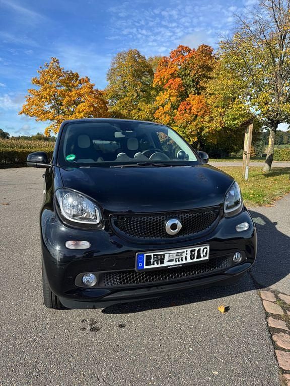 Gebraucht Smart ForFour Passion 71 PS (52 kW) 2016 Schwarz Kleinwagen