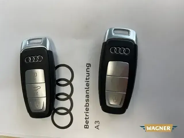 Używany Audi A3 Advanced 150 KM (110 kW) 2021 Zielony Sedan/Limuzyna