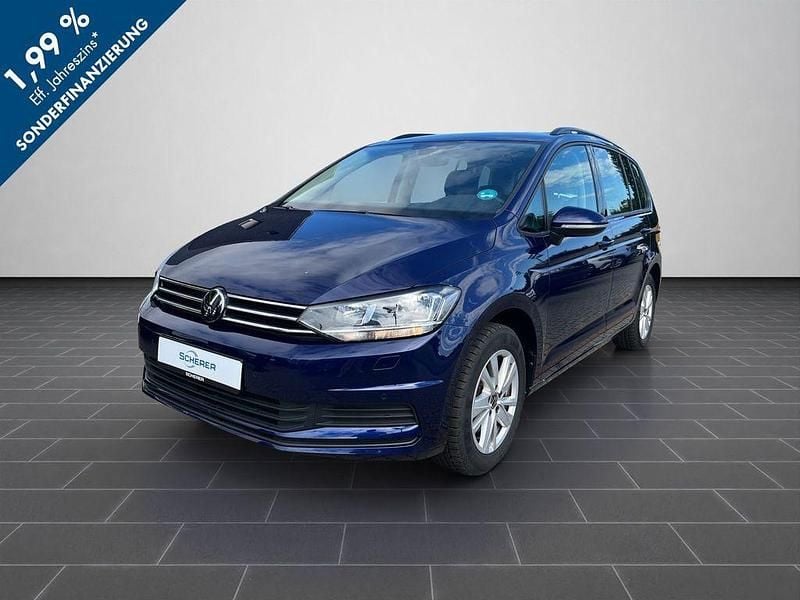 Atlantik blue metallic (metallic) Gebraucht 2024 VW Touran Comfortline Van / Kleinbus | 30.280 € (Guter Preis) - Bild 1/4