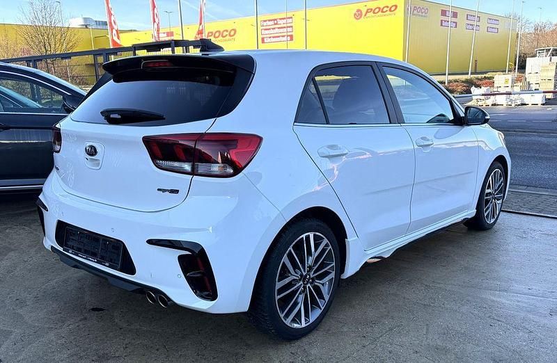 Gebraucht Kia Rio GT-Line 84 PS (61 kW) 2019 Weiß Limousine
