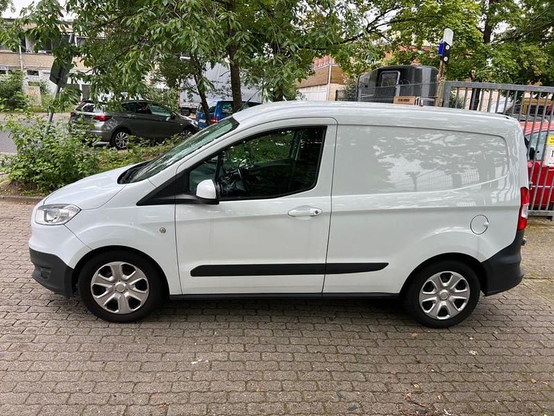 Gebraucht Ford Transit 95 PS (69 kW) 2016 Weiß Van / Kleinbus