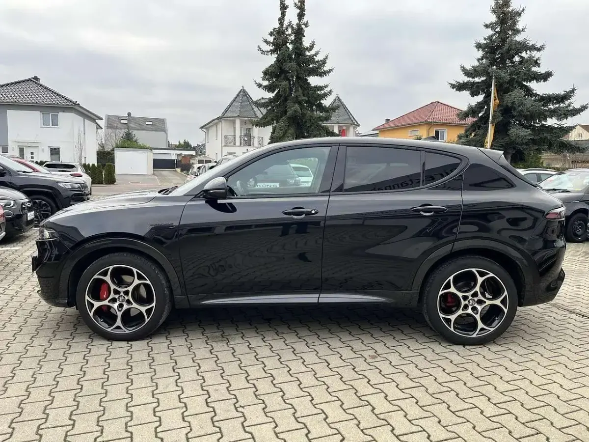 Gebraucht Alfa Romeo Tonale Veloce 160 PS (117 kW) 2022 Schwarz SUV
