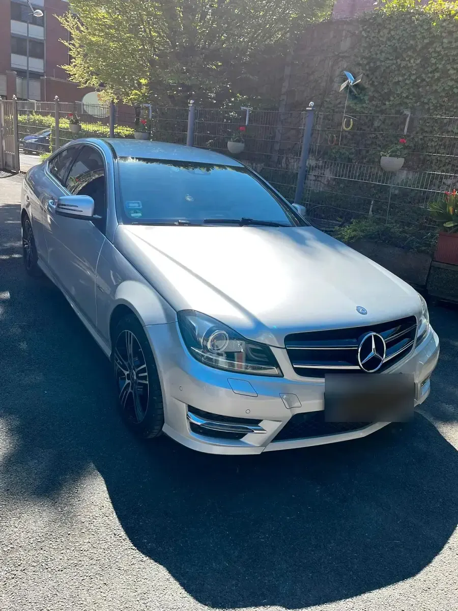 Gebraucht Mercedes C220 Style 170 PS (125 kW) 2014 Silber Coupé