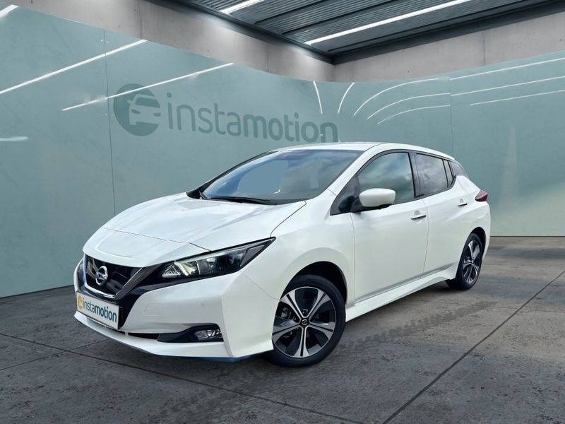 Gebraucht Nissan Leaf N-Connecta 160 kW (218 PS) 2021 Weiß Kleinwagen