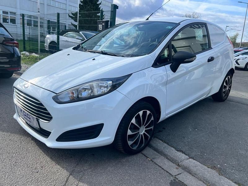 Gebraucht Ford Fiesta 75 PS (55 kW) 2016 Grün Van