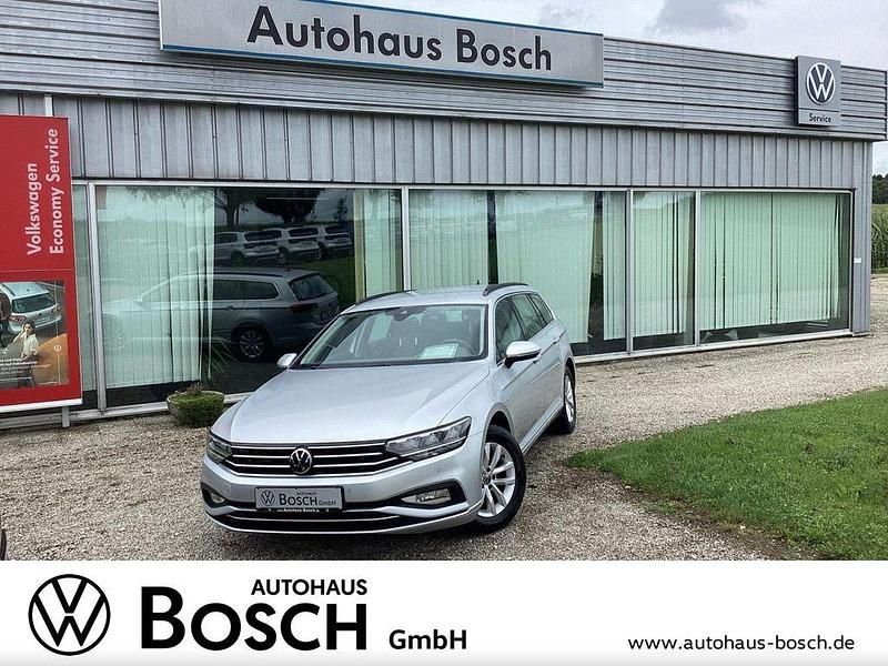 Silber Gebraucht 2021 VW Passat Business Kombi | 20.750 € (Guter Preis) - Bild 1/4