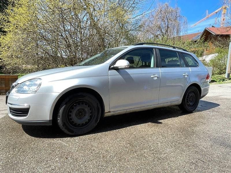 Silber Gebraucht 2008 VW Golf VI Comfortline Kleinwagen | 2.990 € (Guter Preis) - Bild 1/4