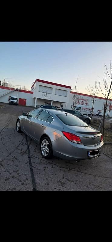Gebraucht Opel Insignia 250 PS (183 kW) 2011 Silber Limousine