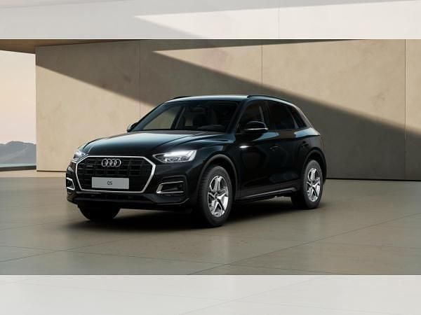 Schwarz (brillantschwarz) Gebraucht 2024 Audi Q5 Comfort SUV | 41.900 € (Superpreis) - Bild 1/4