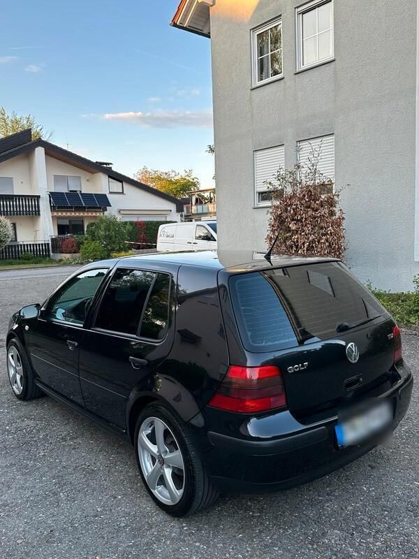 Schwarz Gebraucht 2002 VW Golf IV Limousine | 3.290 € (Teuer) - Bild 1/4