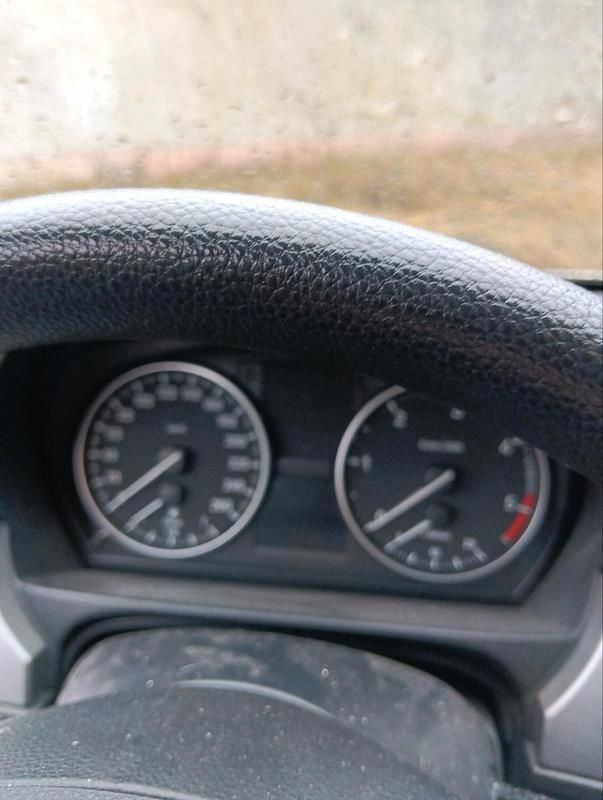 Second-hand BMW 318 143 CP (105 kW) 2008 Argintiu Break