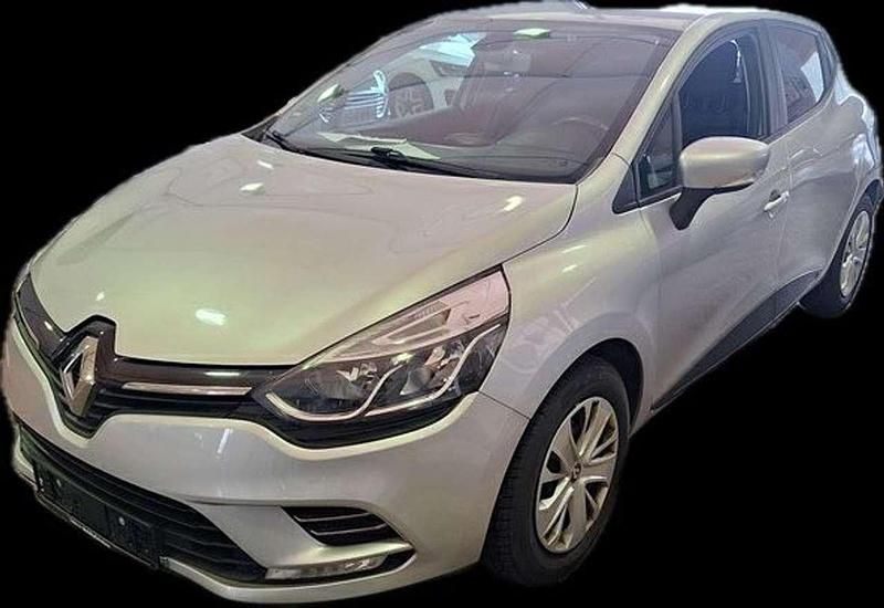 Grau Gebraucht 2018 Renault Clio IV Kleinwagen | 7.999 € (Fairer Preis) - Bild 1/4