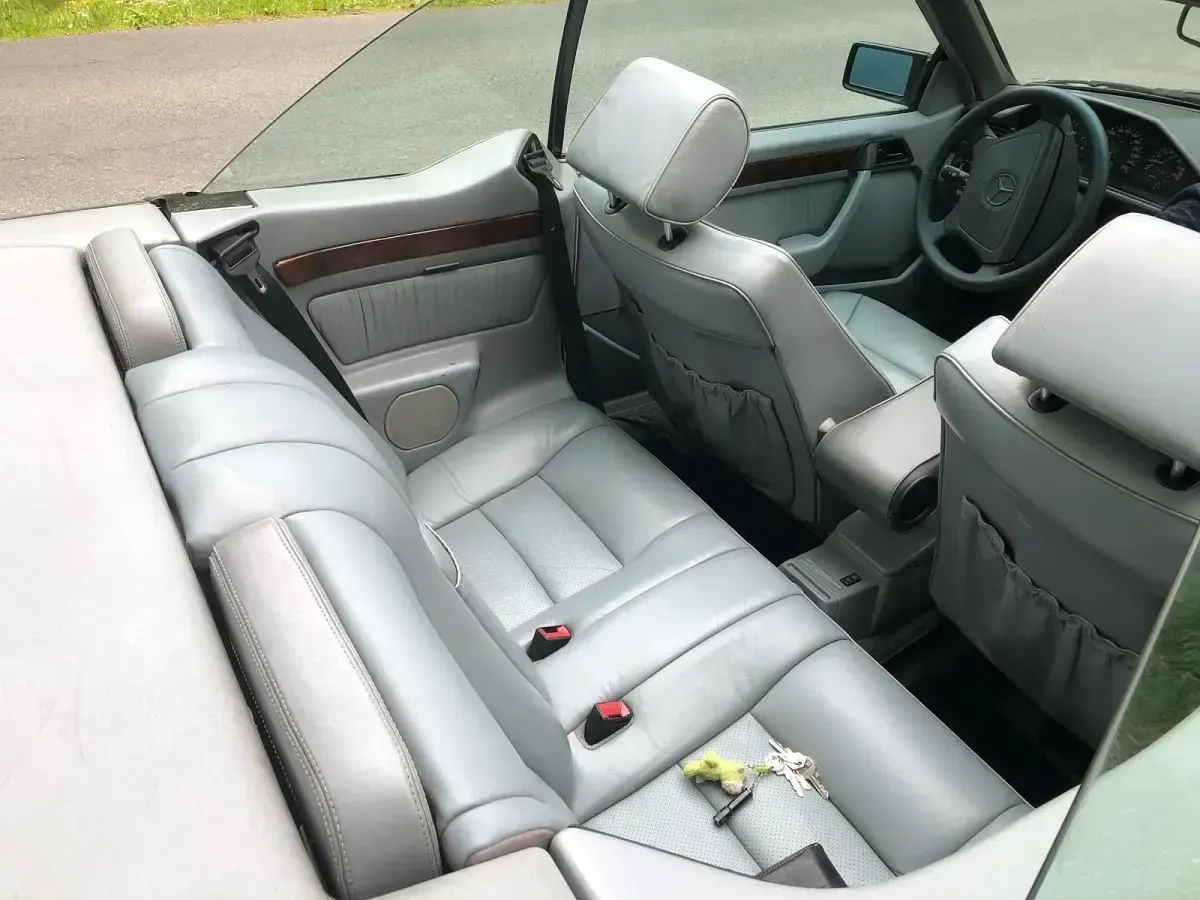 Gebraucht Mercedes 300 220 PS (161 kW) 1992 Schwarz Cabrio
