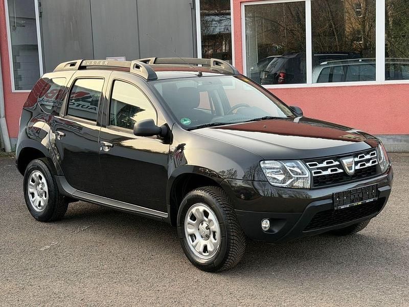 Gebraucht Dacia Duster Lauréate 105 PS (77 kW) 2015 Schwarz SUV