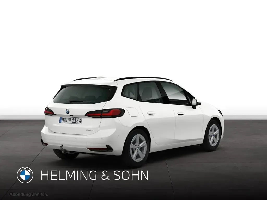 Gebraucht BMW 220 Active Tourer 156 PS (114 kW) 2026 Weiß Van / Kleinbus