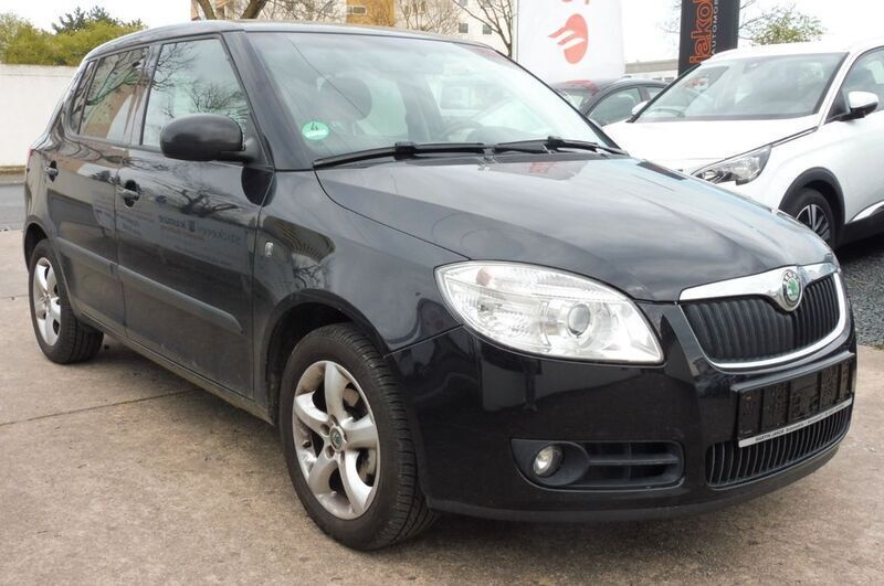 Schwarz Gebraucht 2008 Skoda Fabia Elegance Limousine | 1.990 € (Superpreis) - Bild 1/4