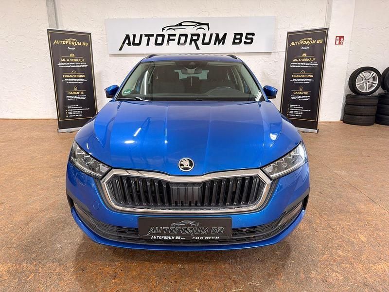 Gebraucht Skoda Octavia Clever 150 PS (110 kW) 2022 Blau Kombi