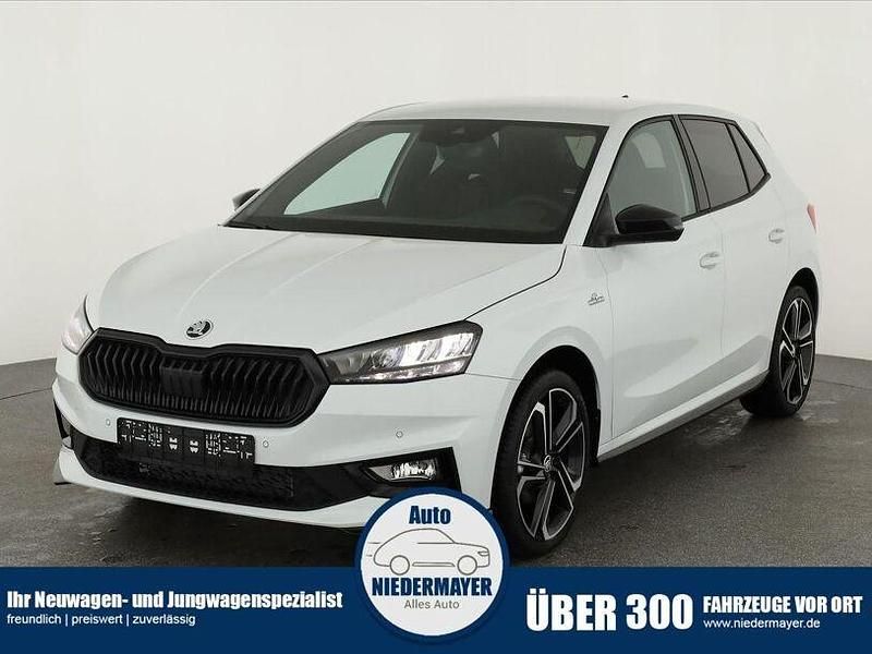 Weiß Gebraucht 2025 Skoda Fabia Monte Carlo Limousine | 23.995 € (Guter Preis) - Bild 1/4