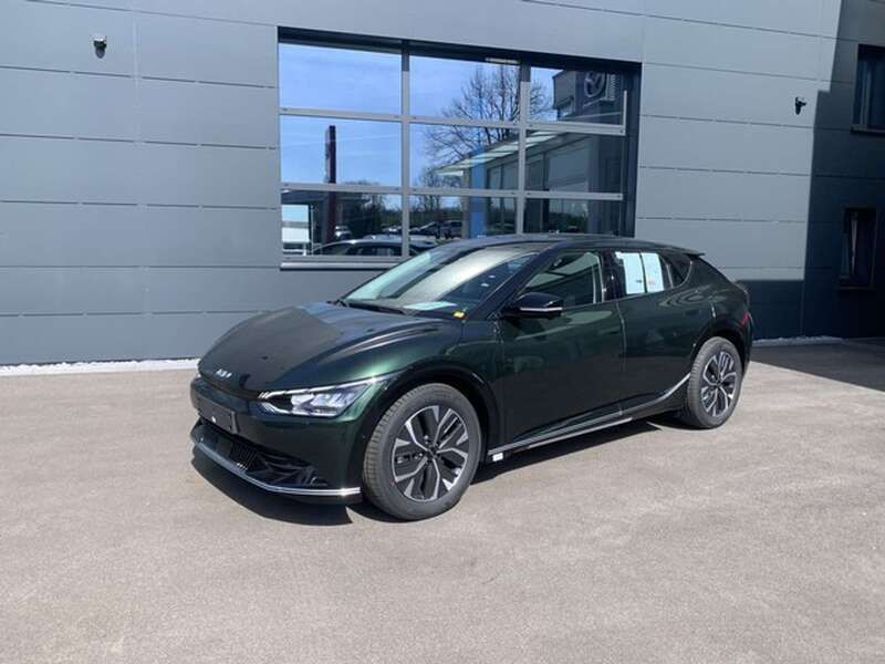 Deep forrest grün metallic Neu 2024 Kia EV6 Air SUV | 41.222 € (Fairer Preis) - Bild 1/4