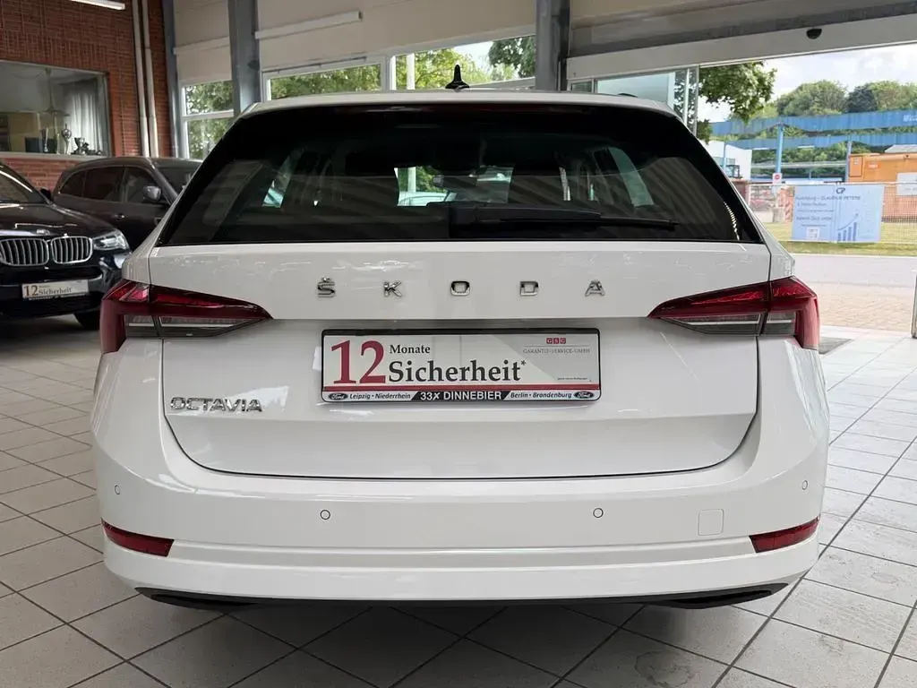 Gebraucht Skoda Octavia 150 PS (110 kW) 2023 Weiß Kombi