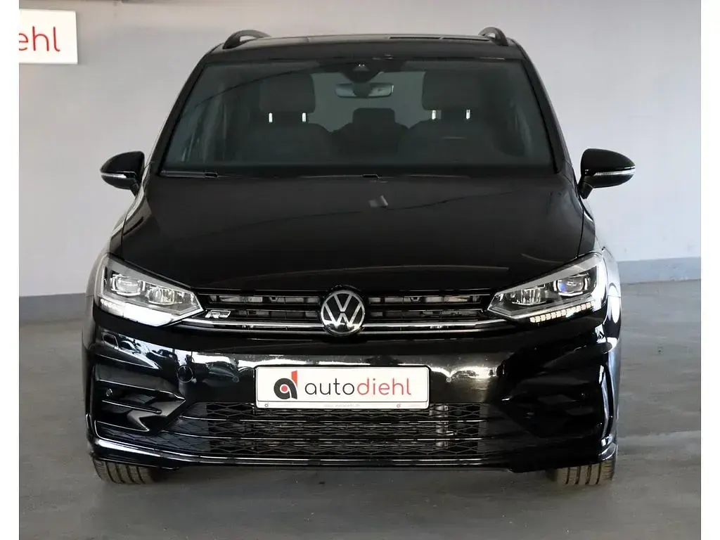 Gebraucht VW Touran R-line 150 PS (110 kW) 2025 Schwarz Van / Kleinbus