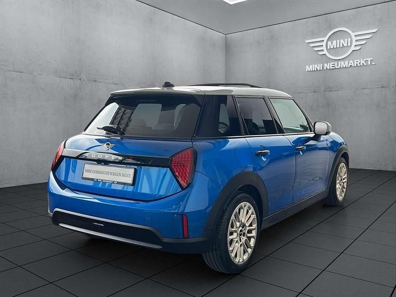 Second-hand Mini Cooper S 204 CP (150 kW) 2025 Albastru Hatchback