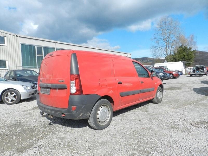 Gebraucht Dacia Logan Ambiance 75 PS (55 kW) 2011 Rot Kombi