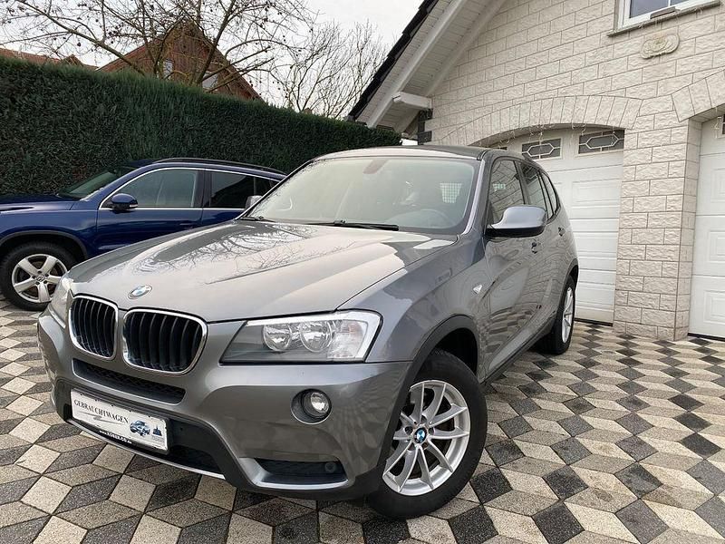 Grau Gebraucht 2012 BMW X3 Advantage SUV | 10.077 € (Fairer Preis) - Bild 1/4