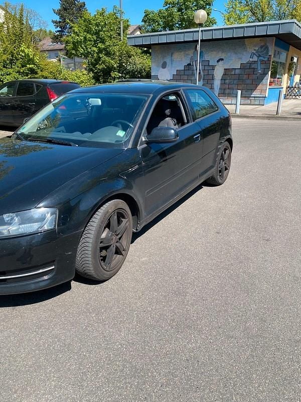 Second-hand Audi A3 105 CP (77 kW) 2011 Negru Hatchback