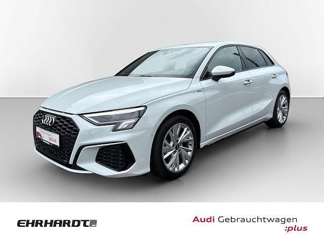 Gletscherweiß metallic Gebraucht 2024 Audi A3 S-Line Limousine | 32.990 € (Fairer Preis) - Bild 1/3
