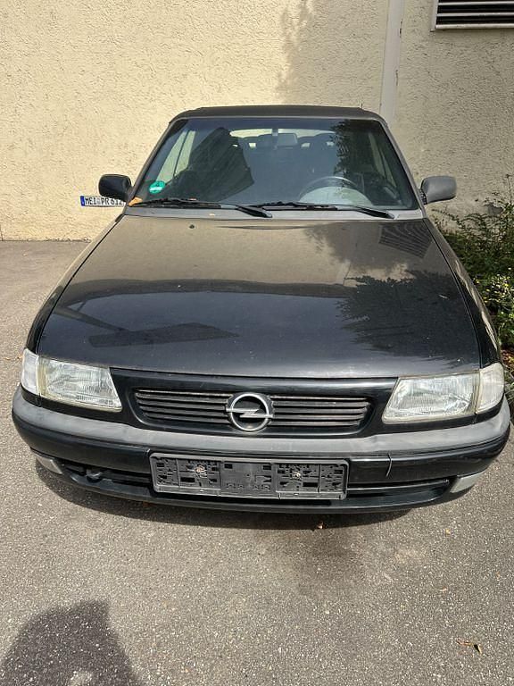 Schwarz Gebraucht 1998 Opel Astra Cabriolet Cabrio | 1.300 € (Superpreis) - Bild 1/4