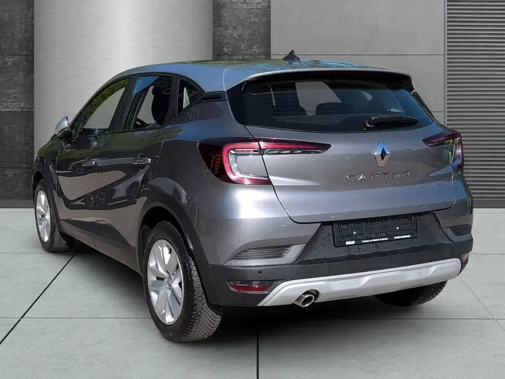 Gebraucht Renault Captur Intens 140 PS (102 kW) 2021 Silber SUV