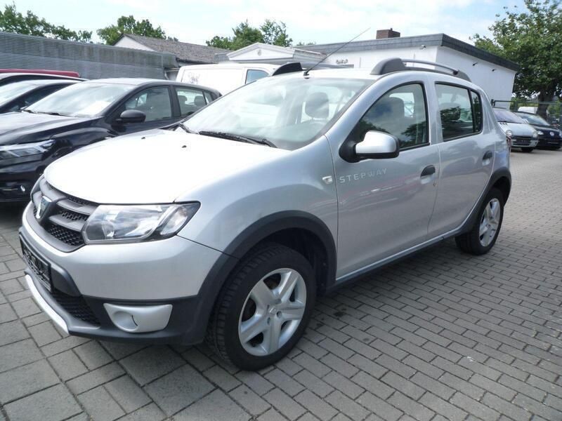 Gebraucht Dacia Sandero Stepway Ambiance 90 PS (66 kW) 2014 Grau Kleinwagen