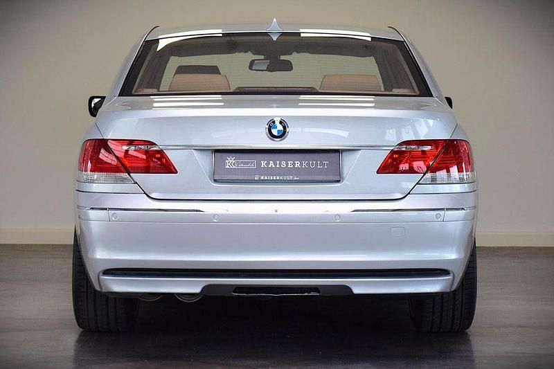Gebraucht BMW 760 445 PS (327 kW) 2006 Silber Limousine