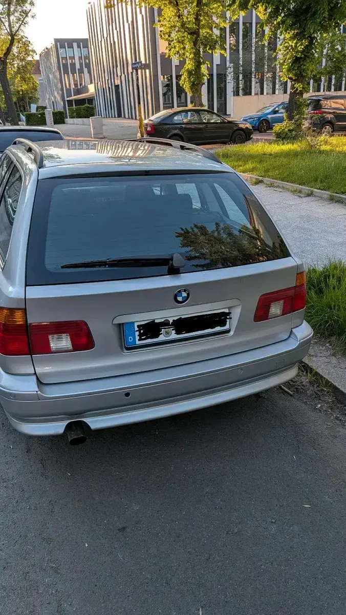 Gebraucht BMW 530 239 PS (175 kW) 2002 Grau Kombi