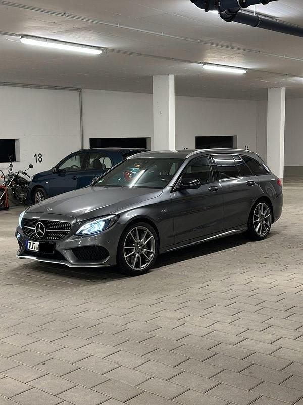 Silber Gebraucht 2017 Mercedes C43 AMG AMG Kombi | 28.900 € (Fairer Preis) - Bild 1/4