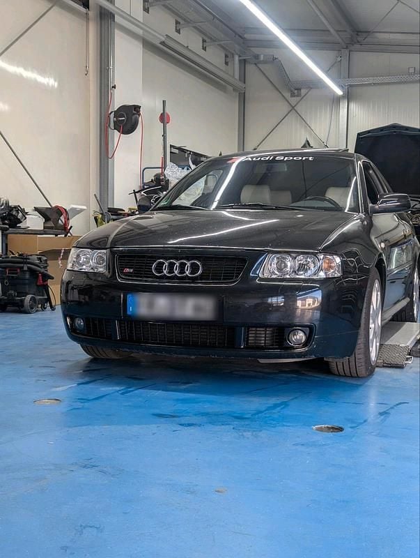 Schwarz Gebraucht 2000 Audi S3 Sport Limousine | 9.499 € (Fairer Preis) - Bild 1/4