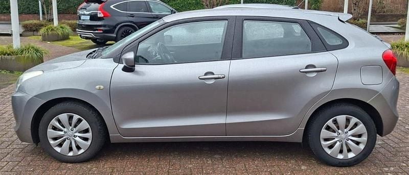Gebraucht Suzuki Baleno 90 PS (66 kW) 2017 Silber Kleinwagen