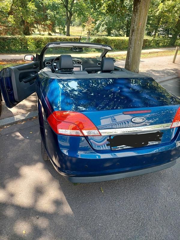Gebraucht Ford Focus Cabriolet 100 PS (73 kW) 2007 Blau Cabrio
