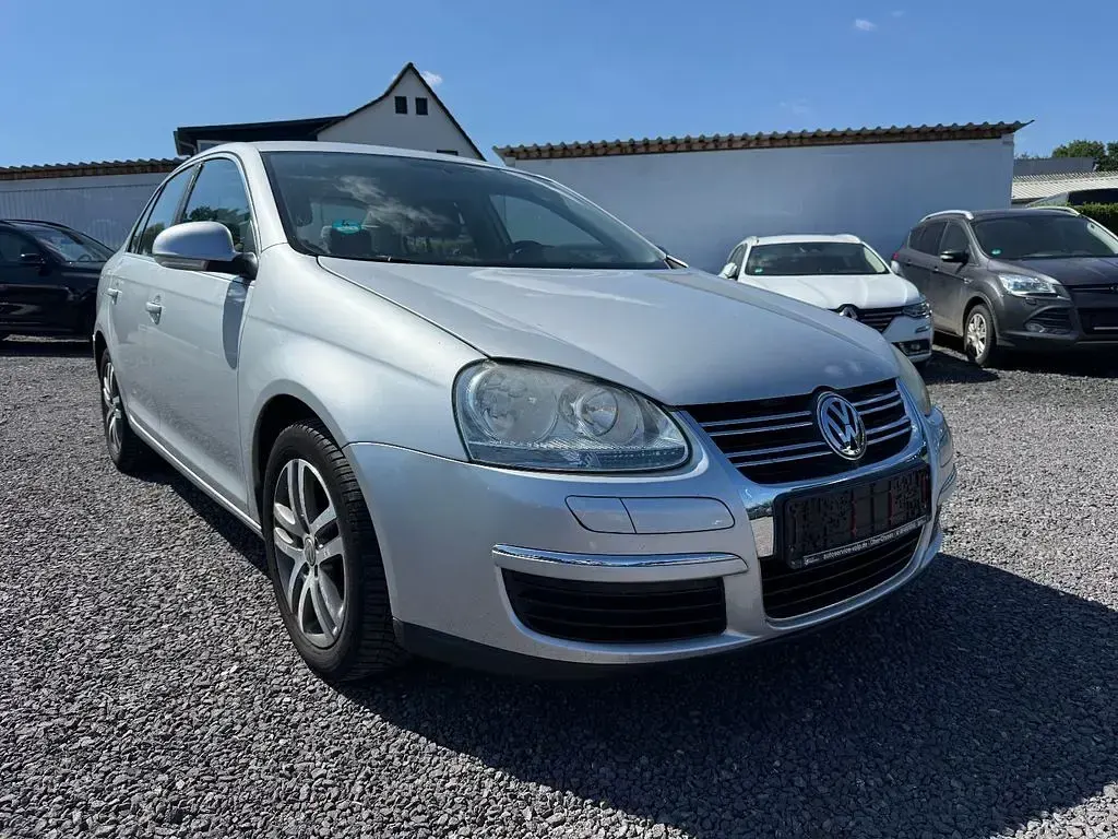 Gebraucht VW Jetta Comfortline 102 PS (75 kW) 2007 Silber Limousine