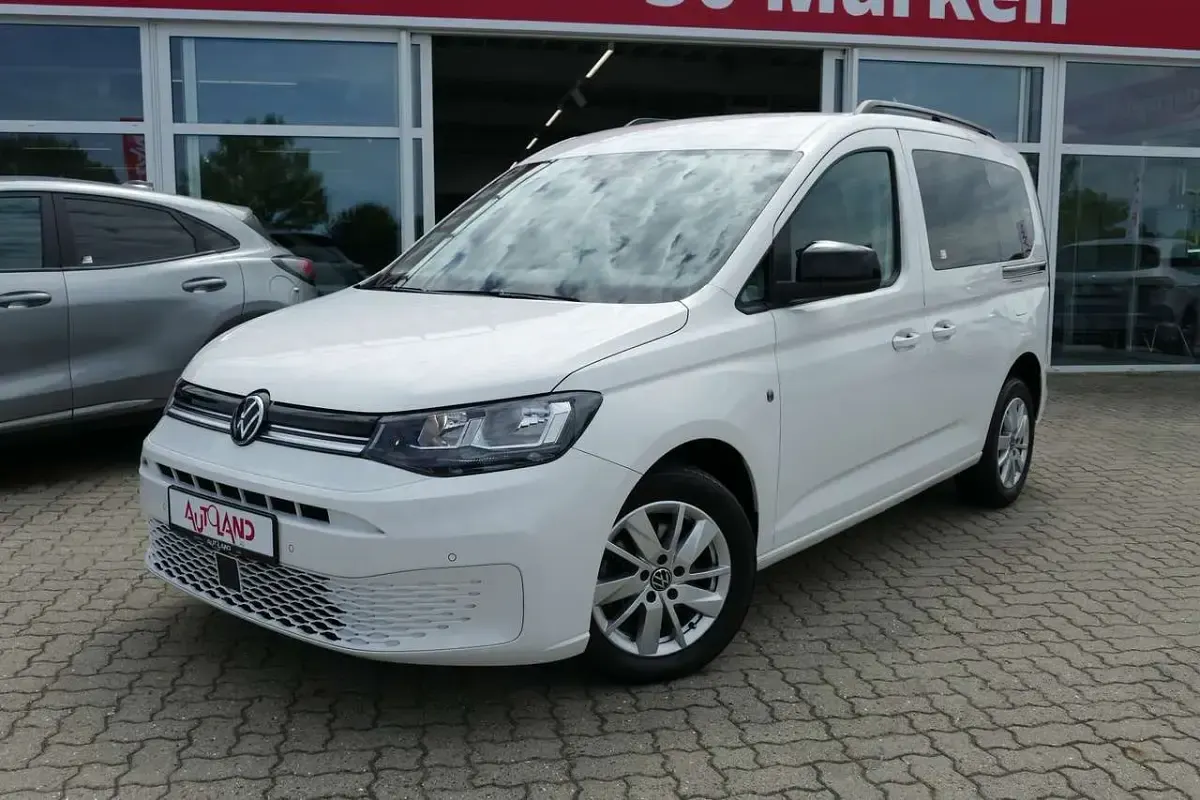 Gebraucht VW Caddy Life 122 PS (89 kW) 2021 Weiß Van / Kleinbus