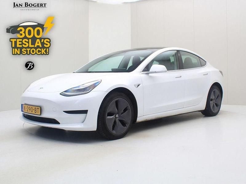 Gebraucht Tesla Model 3 Standard Range 225 kW (306 PS) 2020 Weiß Limousine