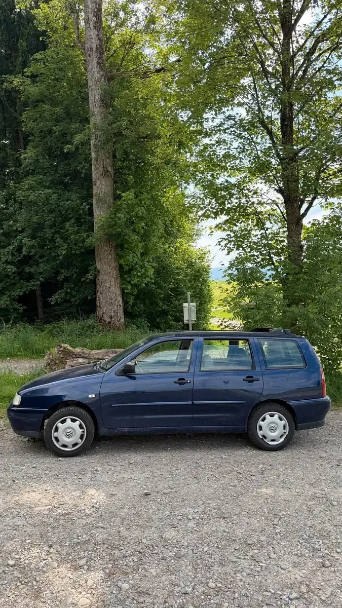 Gebraucht VW Polo Basis 60 PS (44 kW) 2001 Blau Kombi