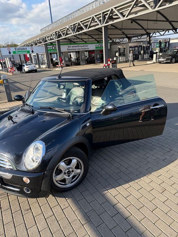 Gebraucht Mini Cooper Cabriolet 116 PS (85 kW) 2005 Schwarz Cabrio