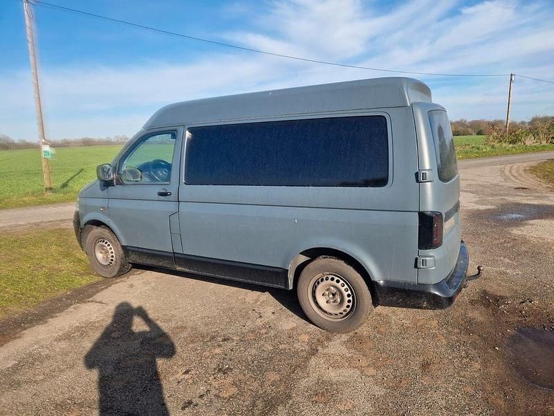 Gebraucht VW Transporter 131 PS (96 kW) 2004 Grau Van
