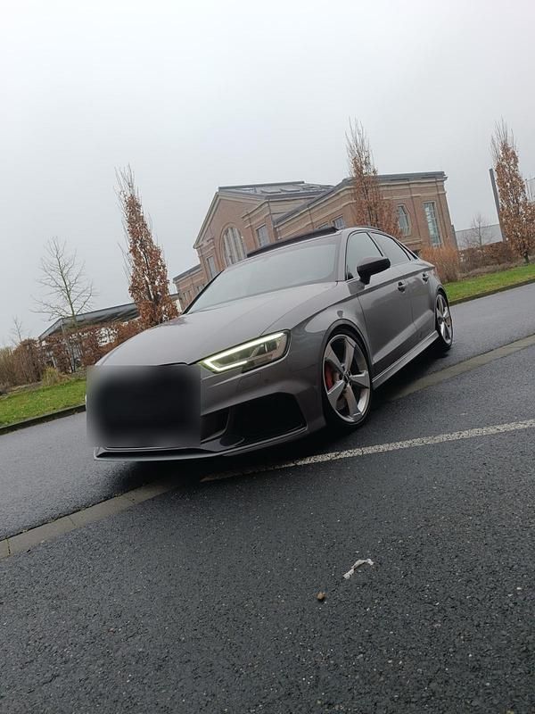 Gebraucht Audi RS3 500 PS (367 kW) 2018 Grau Limousine